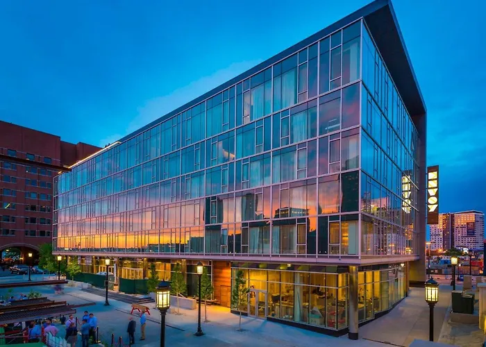 Unveil the Best Boston Convention Center Hotels for Comfort and Convenience
