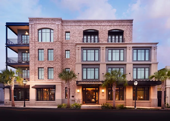 Discover the Charm: Best Hotels in Historic Charleston