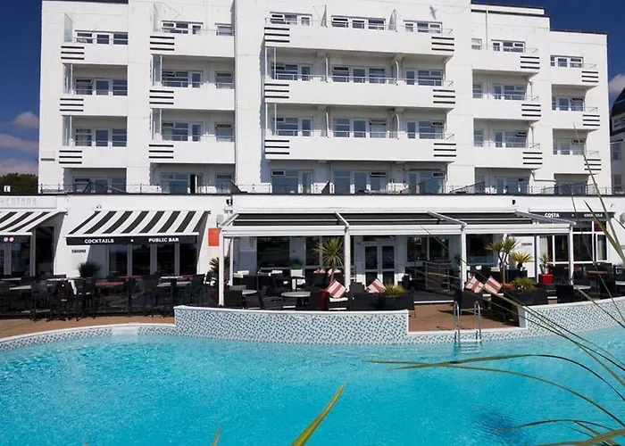 Luxurious Hotels in Bournemouth with Swimming Pool - Ideal for a Refreshing Getaway