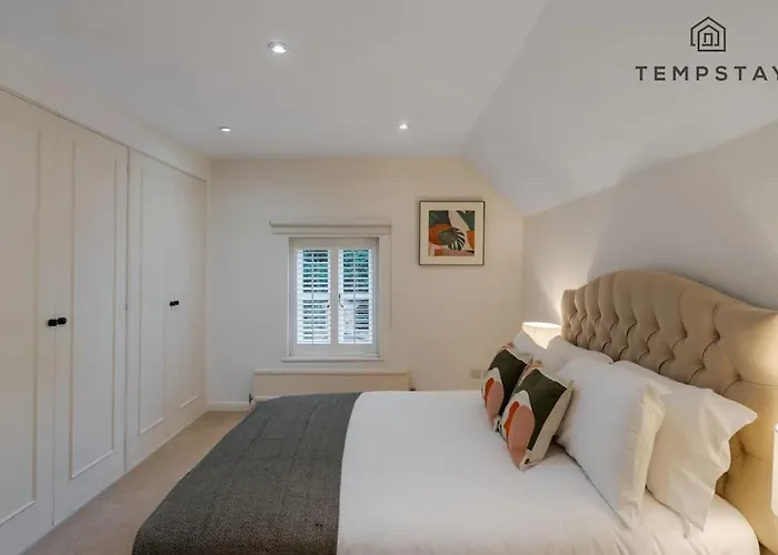 Top Hotels in Old Windsor Berkshire