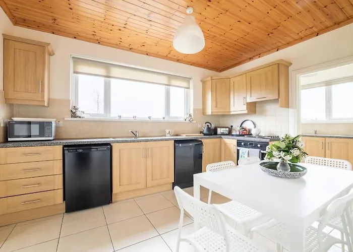 Top Hotels in Clogher for Every Type of Traveler