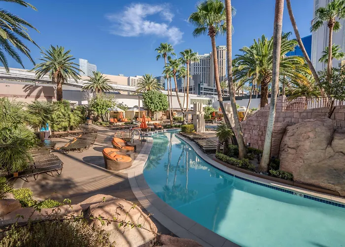 Top Monorail Hotels in Las Vegas