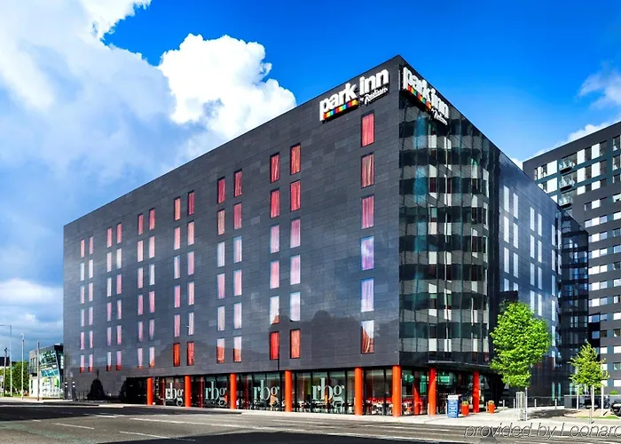 How to Book Hotels in Manchester: A Comprehensive Guide