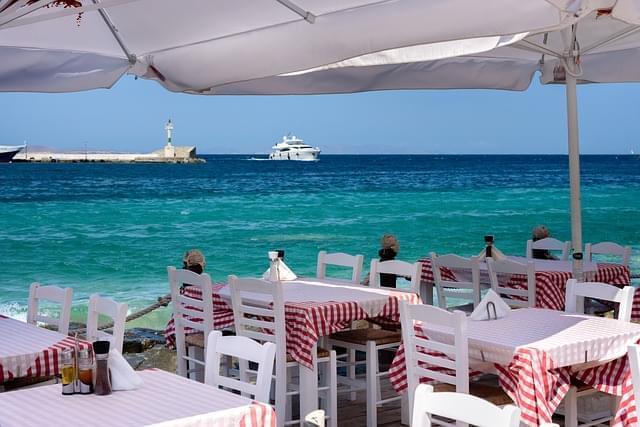 10 Things to eat in Mykonos and where